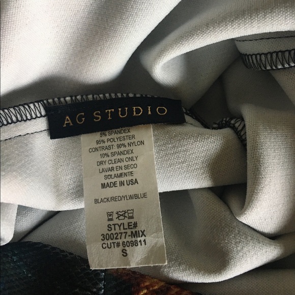 Adorable Floral Dress - Picture 6 of 6